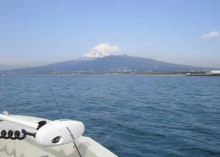駿河湾から見た富士山
